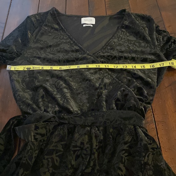 Saylor Velvet Romper - Picture 4 of 12